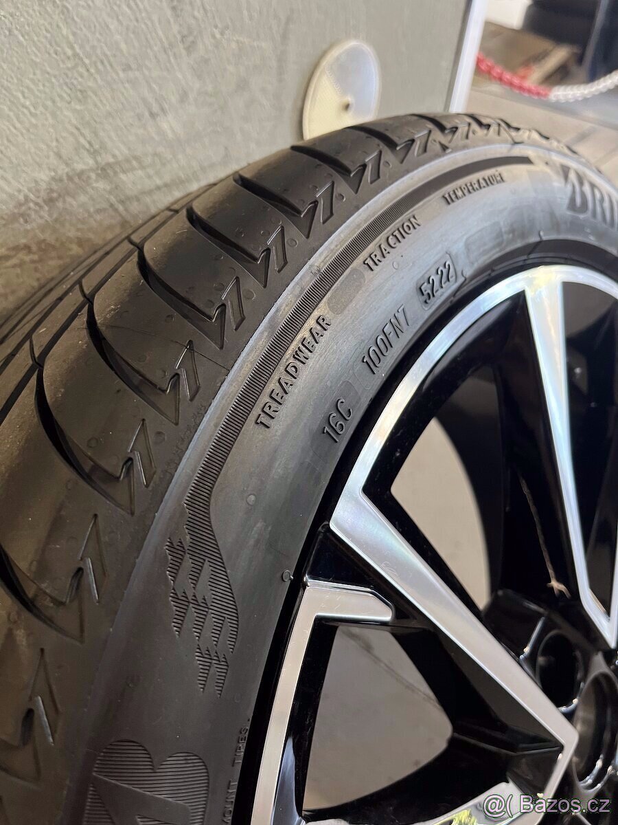 NOVÁ sada pneu 215/45/17 Bridgestone Turanza ECO