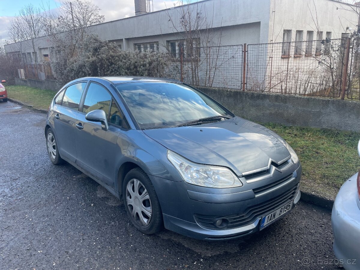 Citroen C4 2.0 HDI 100 KW Rok 2006 Tažné  Tempomat,