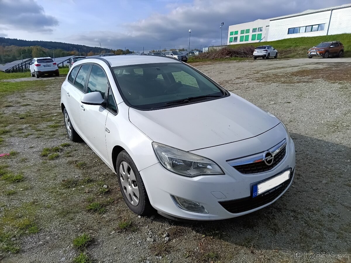 Opel Astra 1.7 CDTI Combi, 2011, 81kW, Nový DPF,Klima