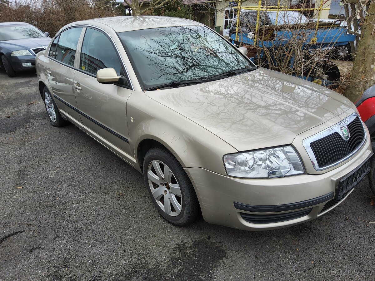 Skoda Superb 2004 1,9TDI 96kW - PEKNY, XENONY, STK