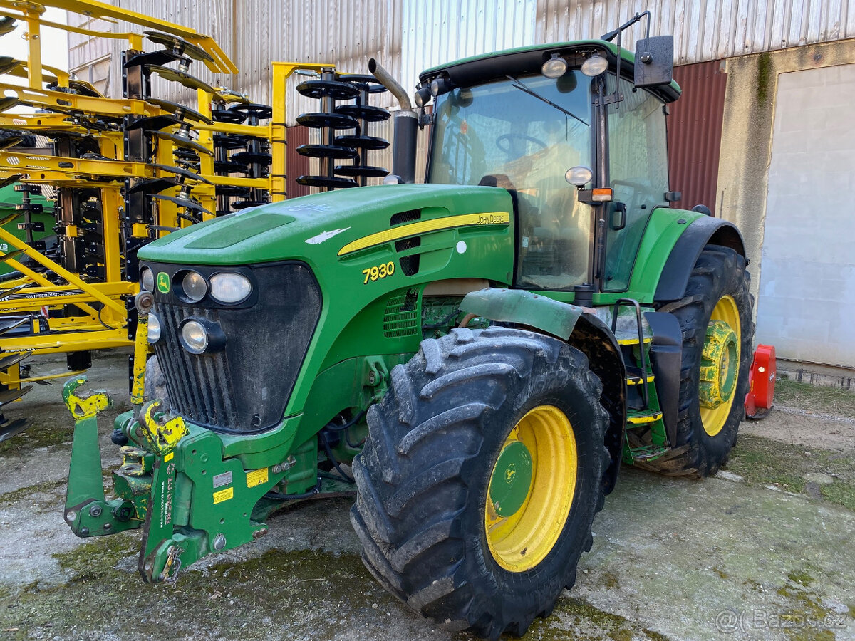 Traktor John Deere 7930