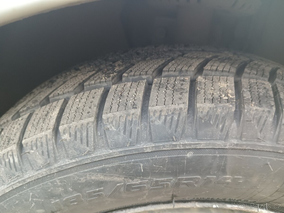 Zimní pneumatiky 185/65 r14