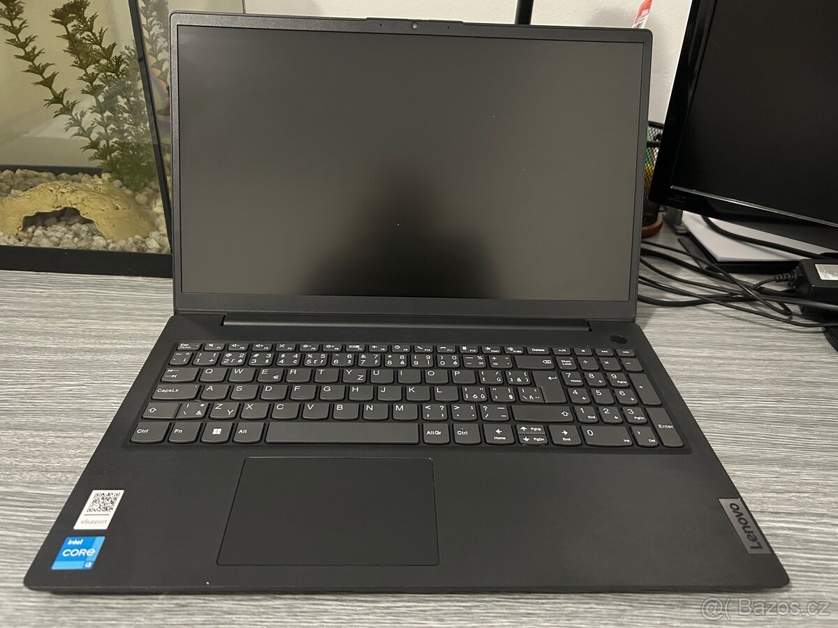 Notebook Lenovo V15 G2 ITL