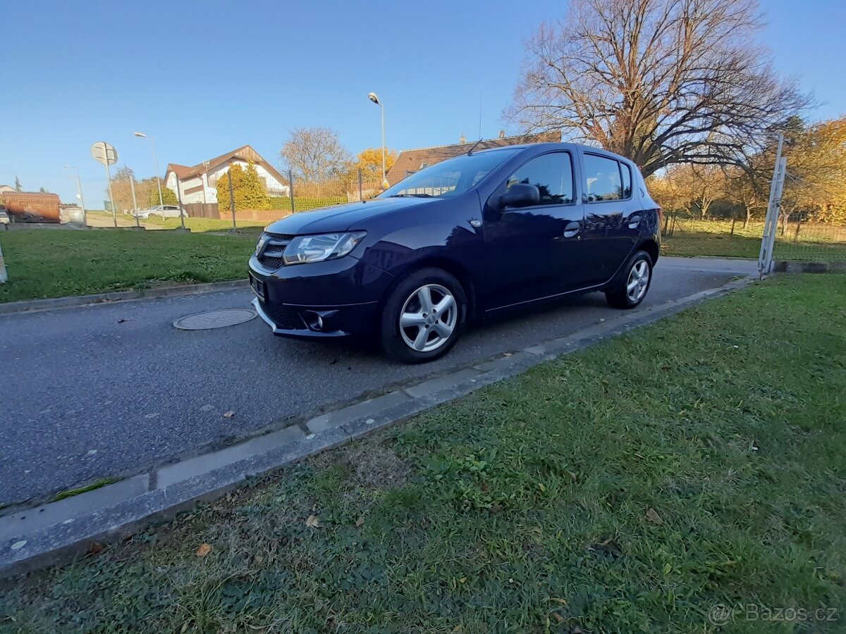 Dacia Sandero 1.2 ,55 KW,serviska