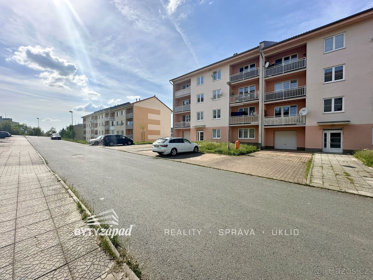 Pronájem byty 3+kk, 59 m2 - Holýšov, ev.č. yIGB8196