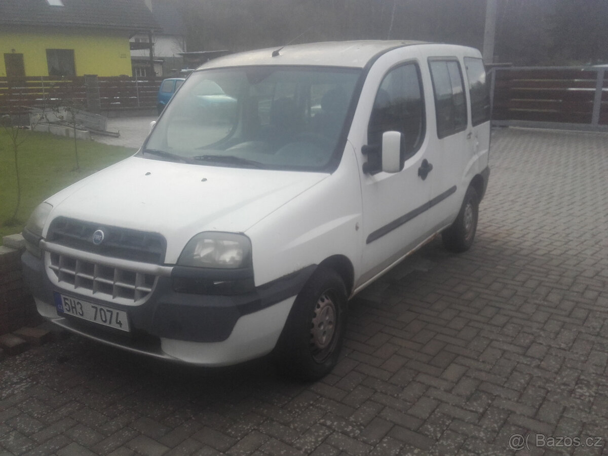 Fiat Doblo 1.2 I.E. na díly nebo opravu