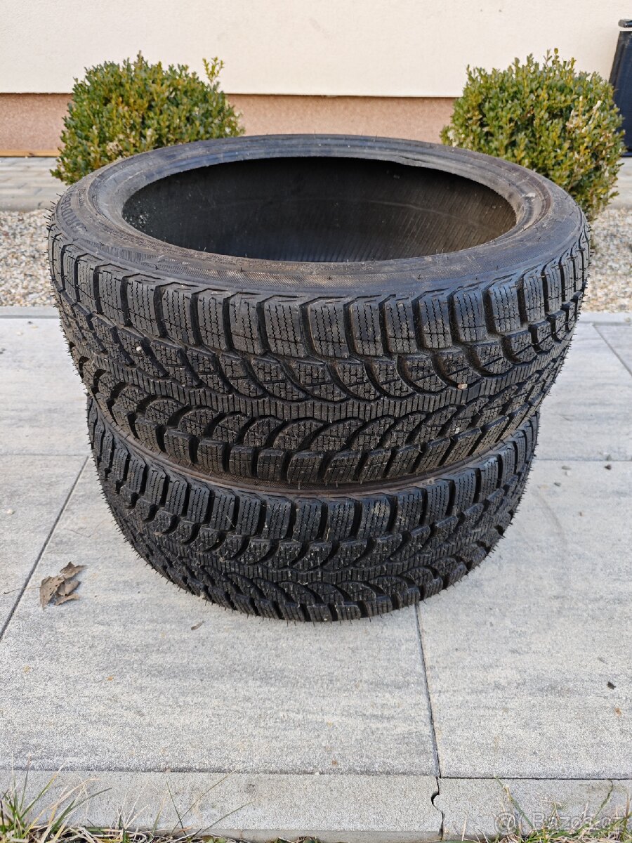 Bridgestone 215/40r18