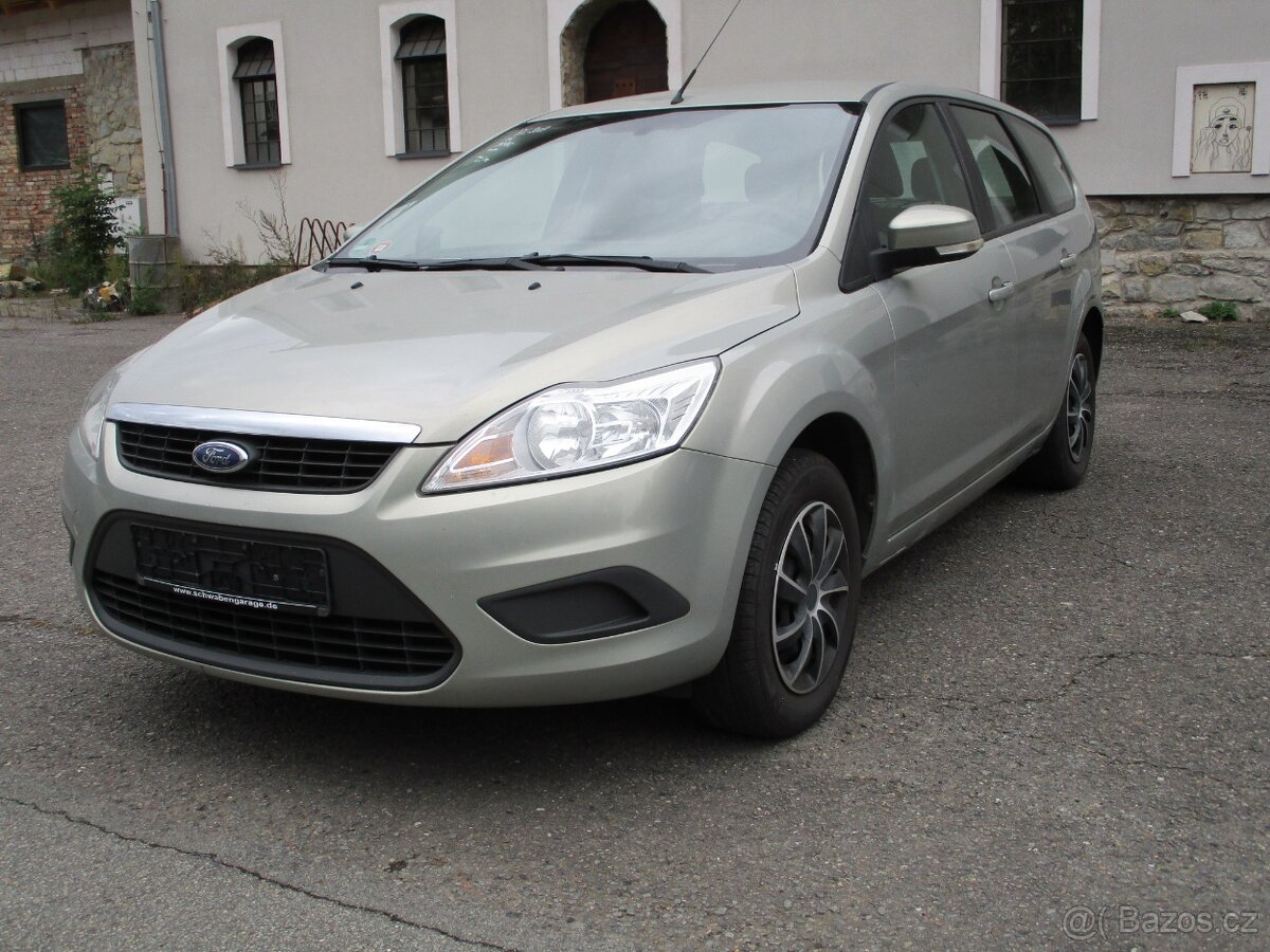 FORD FOCUS II KOMBI - 1.6 , nové STK