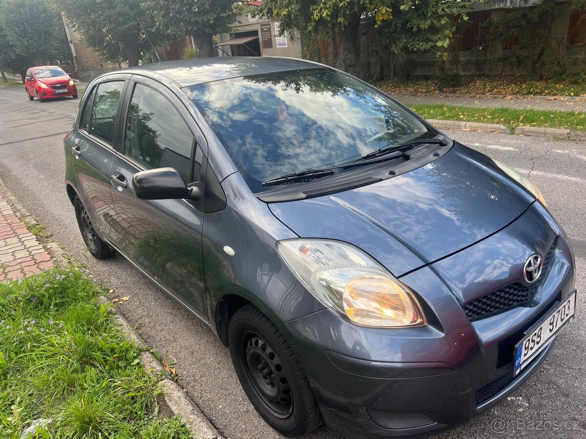 Toyta Yaris 1.2 SLEVA