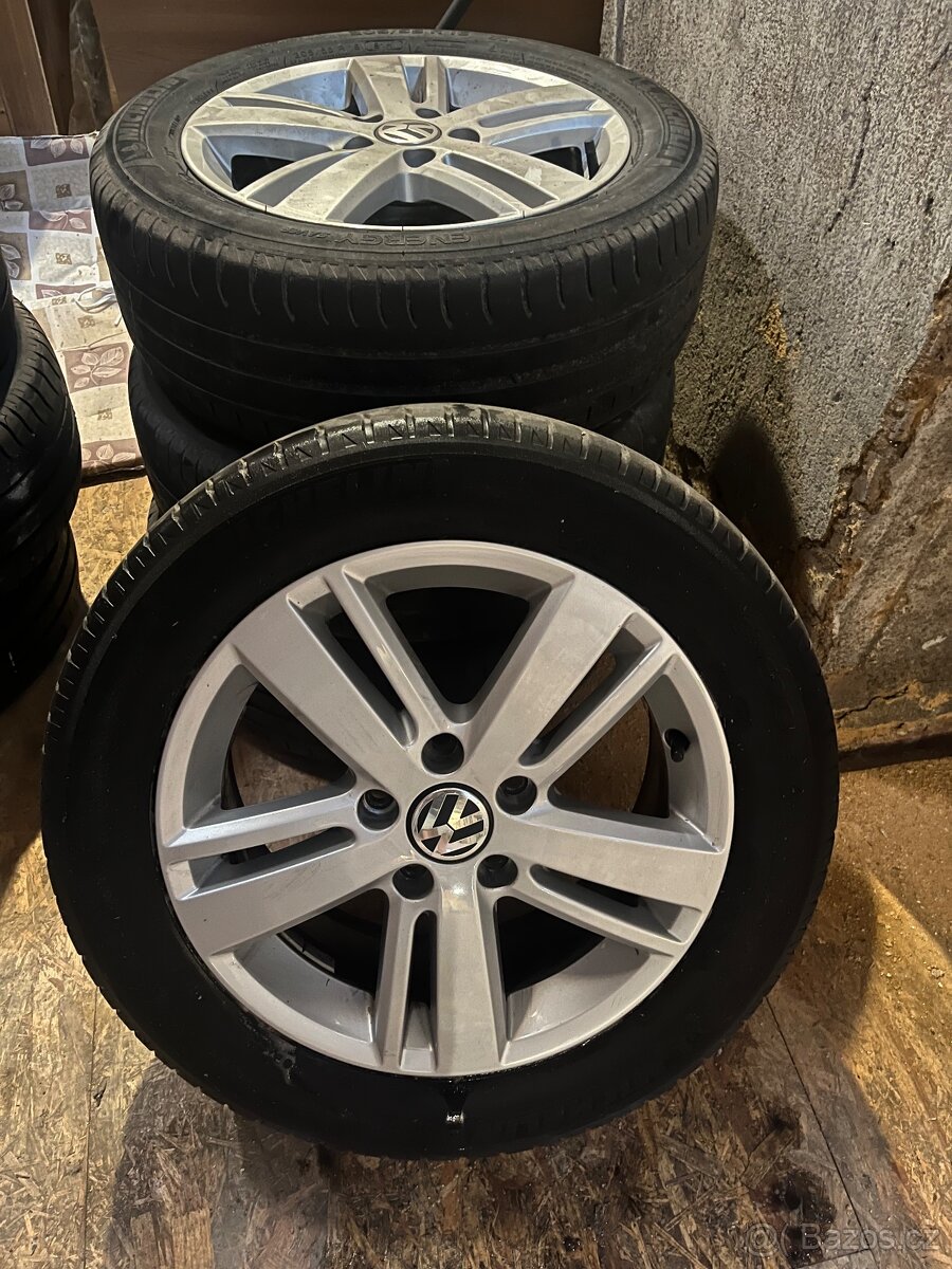 ALU Kola VW + Zimní pneumatiky