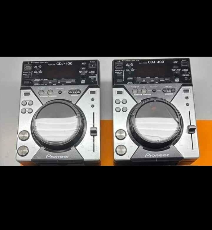 Pionner CDJ-400