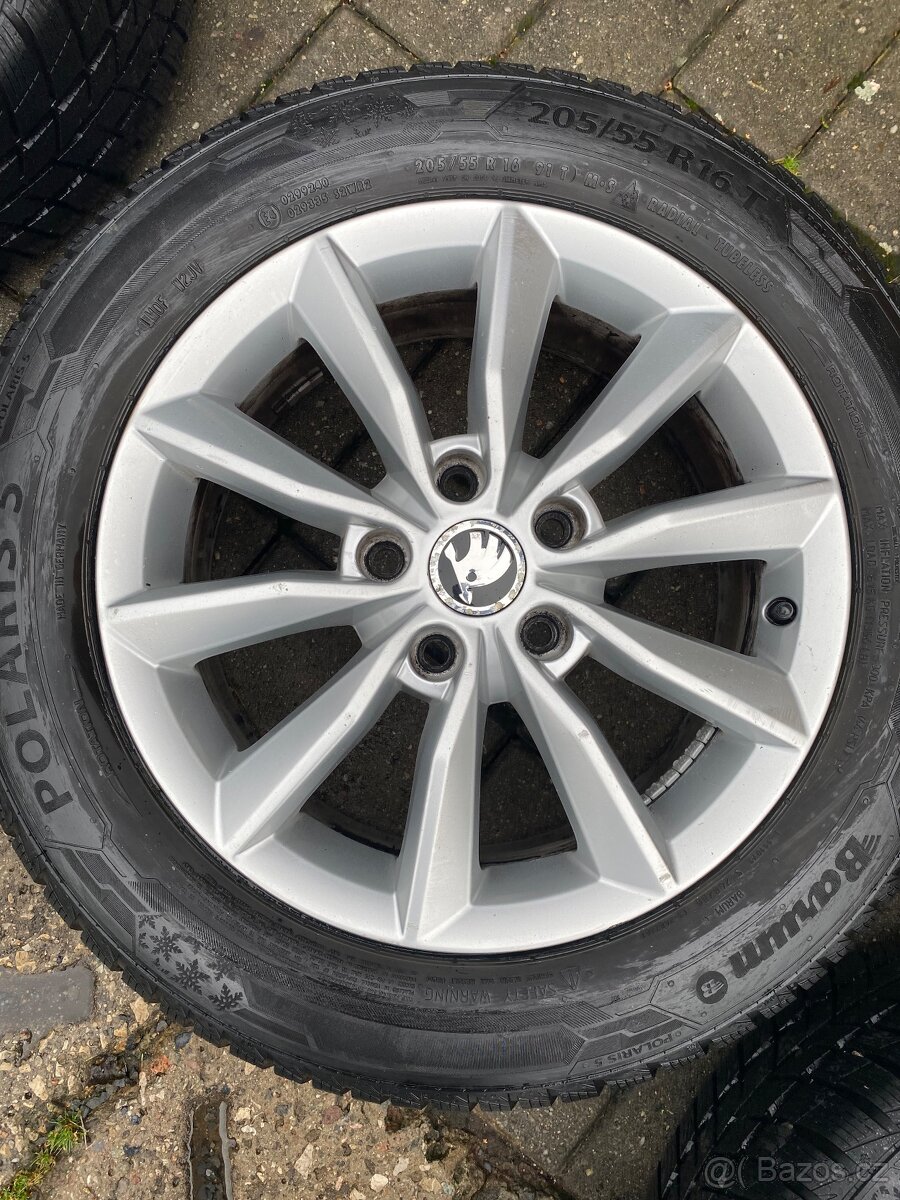 ALU kola skoda 5x112 205/55 r16 Octavia zimní kola