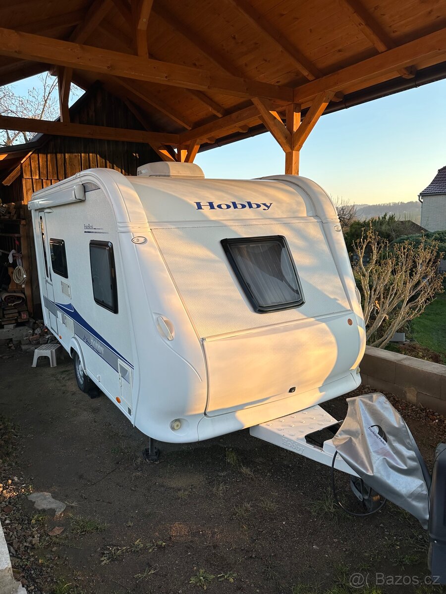 Karavan Hobby Excellent 410 SFE