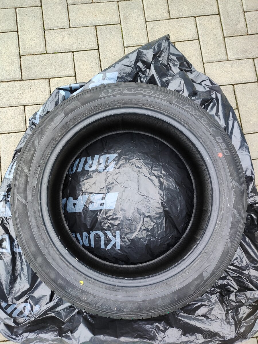 Nové pneu Dunlop SP Sport Maxx 050