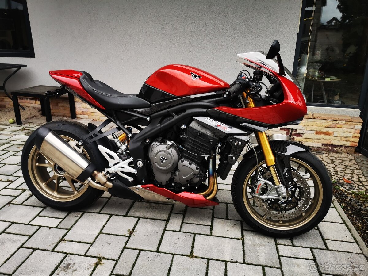 Triumph Speed Triple 1200 RR