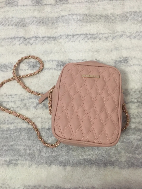 Růžová crossbody kabelka