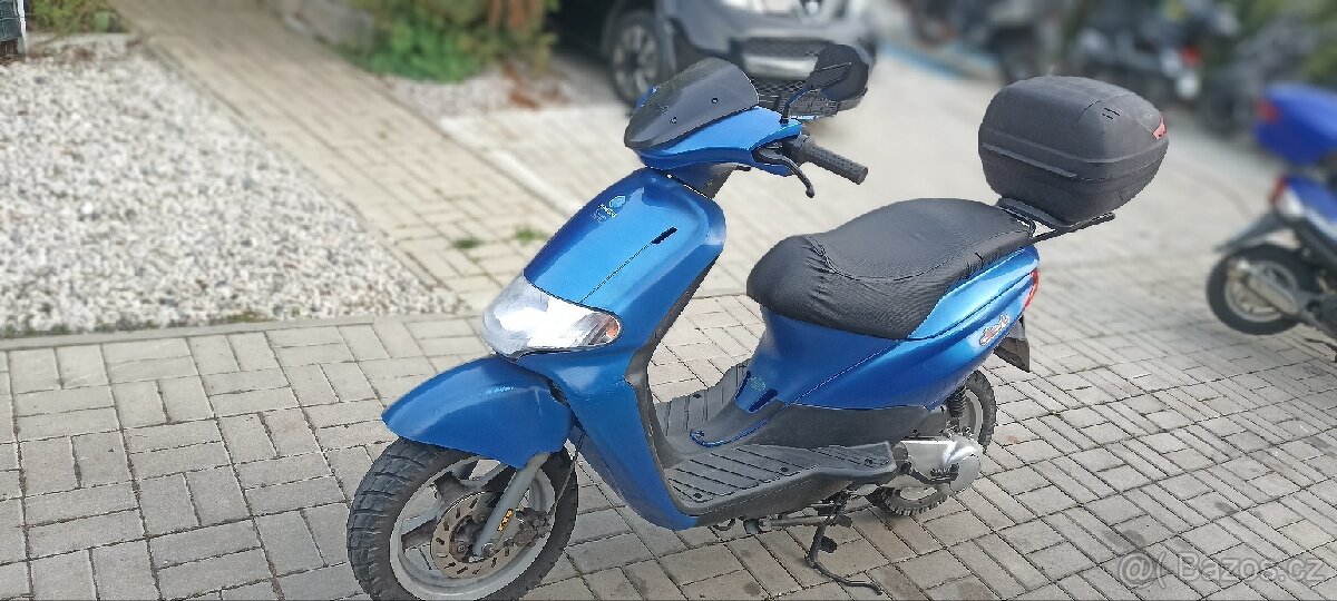 Skútr Piaggio 50