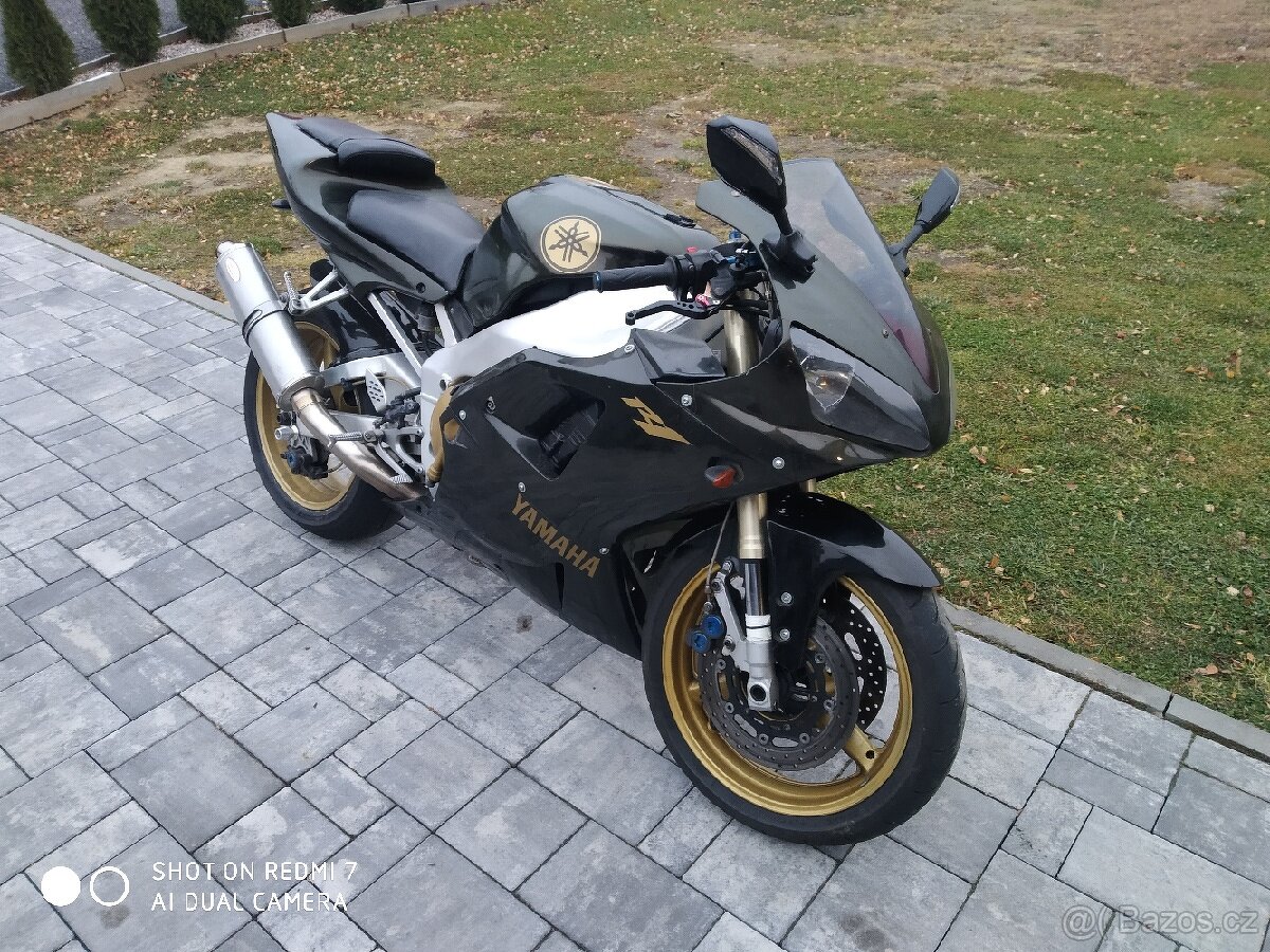 Yamaha YZF R1 díly