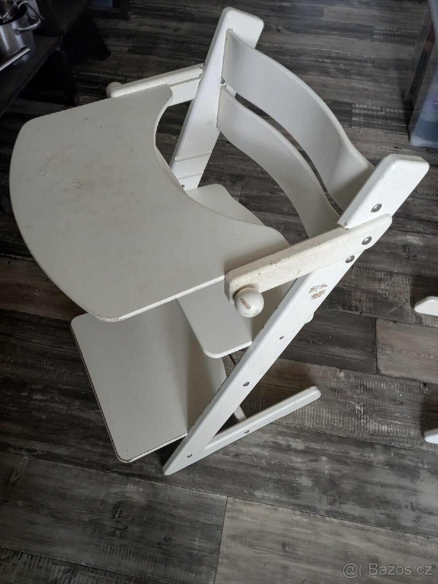 Fi. Jitro - Rostoucí židle, bílá
