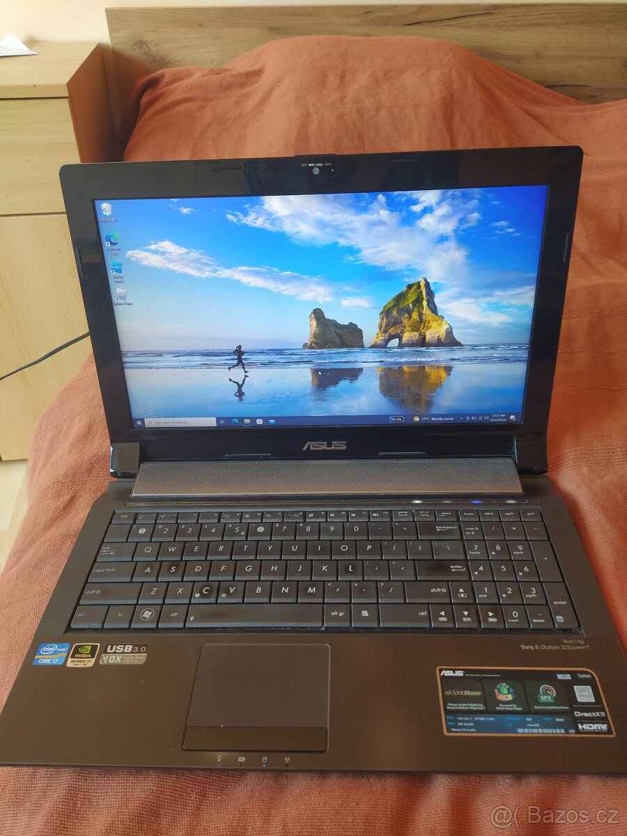 15,6" Asus notebook ;Intel i7 až 3,2ghz;2 gb grafika nvidia