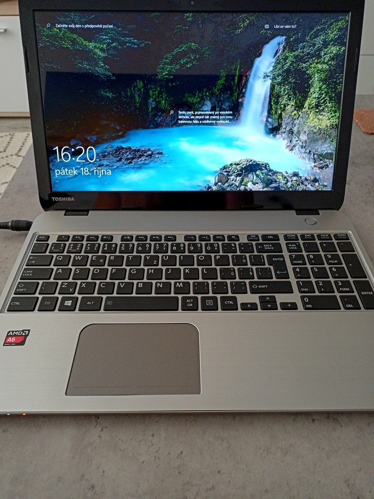 Toshiba Satellite M50D-A-10Z /AMD A6 / 8GB/ SSD 250GB