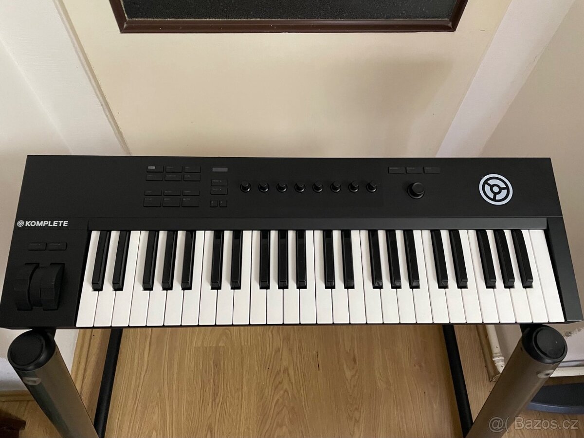 Komplete Kontrol A49