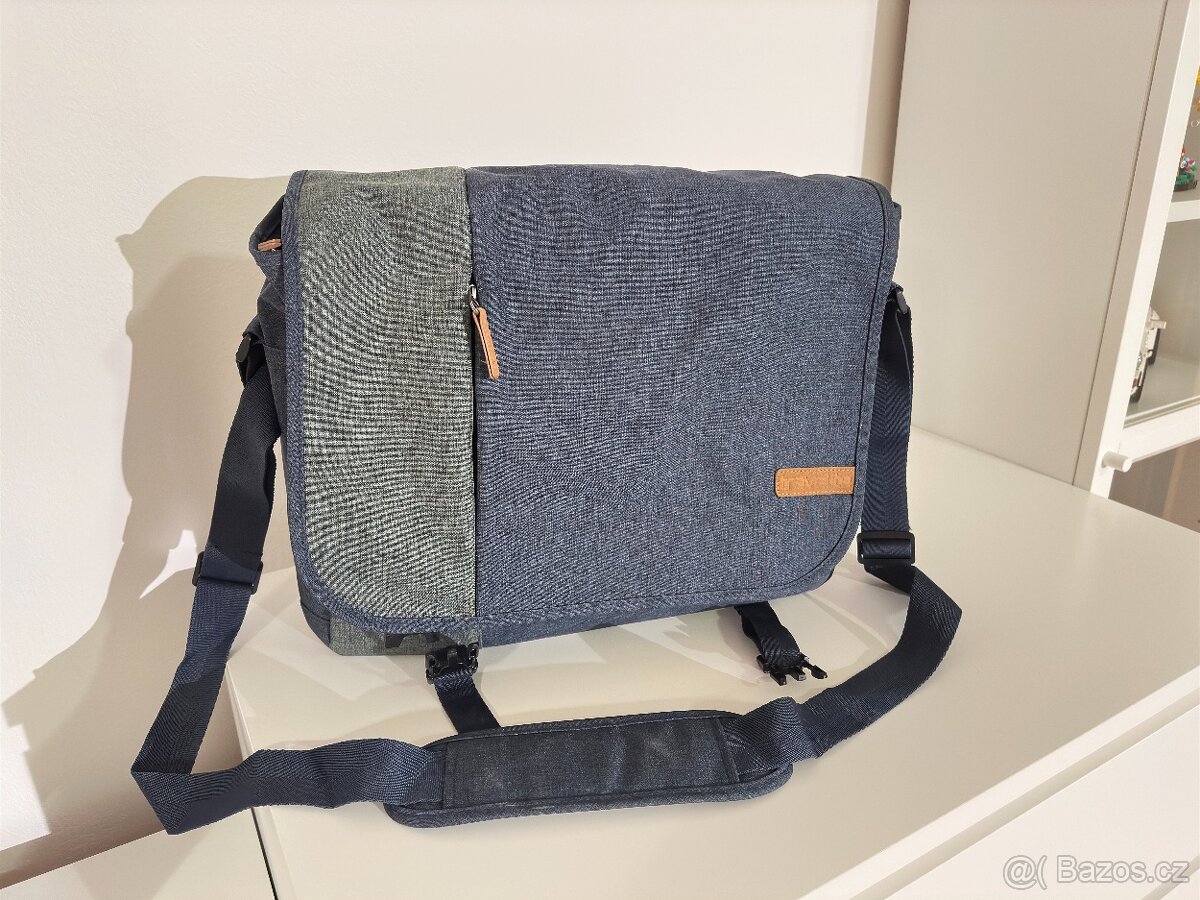 Travelite Basics messenger bag ME Navy/grey modrá, šedá