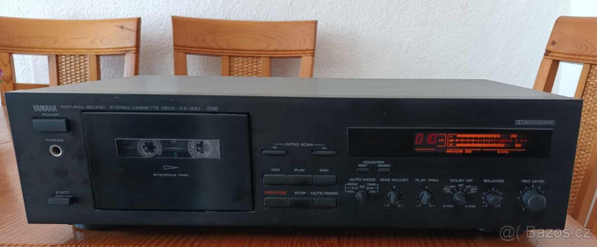 Prodam pekny tape deck-YAMAHA -KX 330-TAKE POSILAM