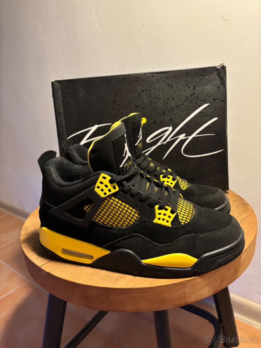 Jordan 4 yellow thunder