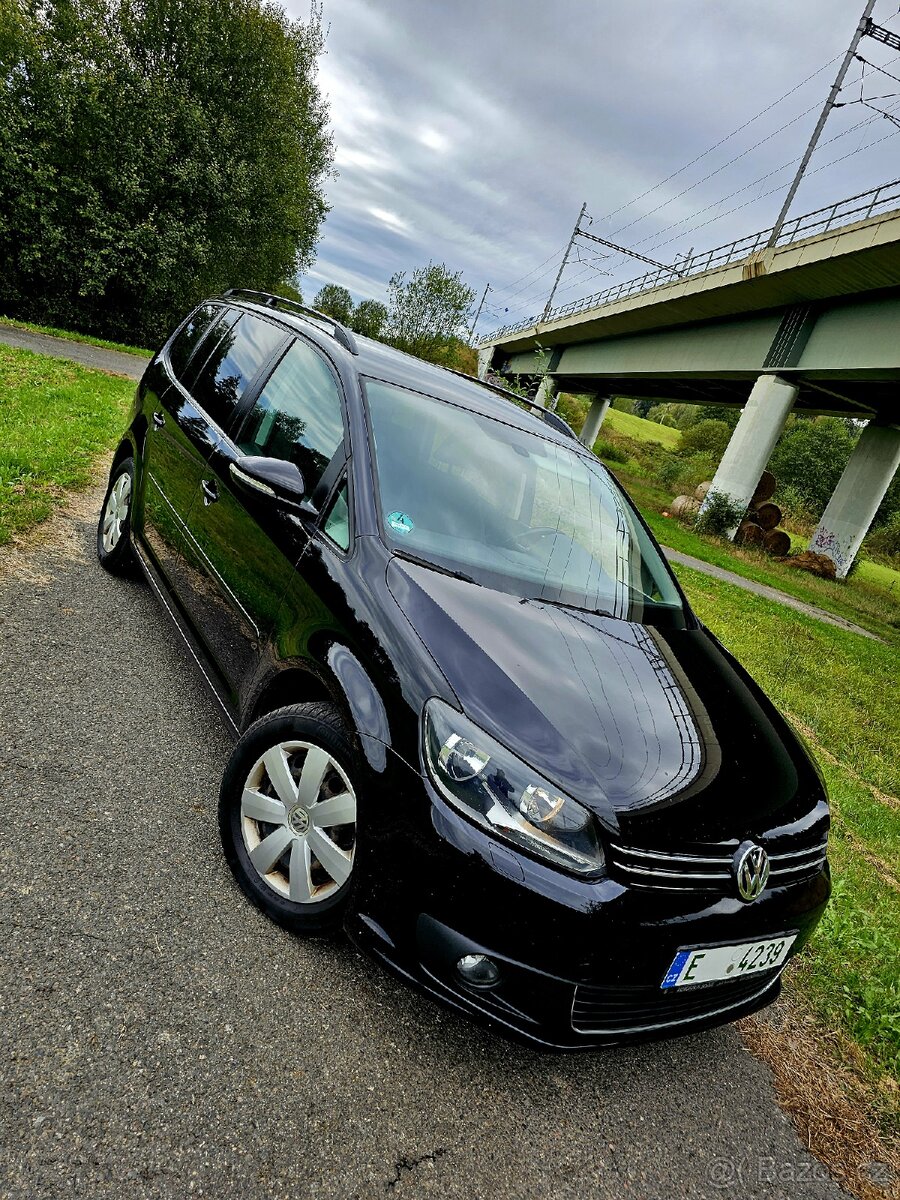 Vw Touran Comfortline 2.0 Tdi 103kw My 2011 po 1. Majitelce