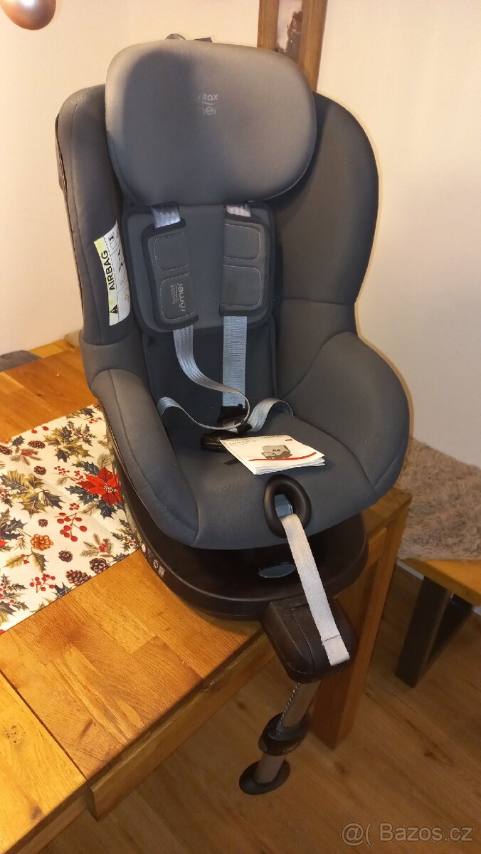 Dětská autosedačka Britax Romer Dualfix otočná 9 - 18 kg