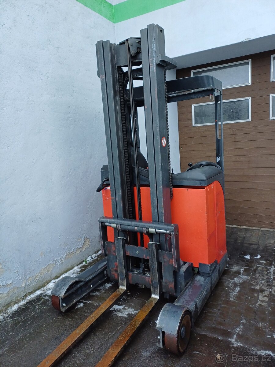 Retrak Linde R14S/2011/1,4T/5,8m, s nabíječkou