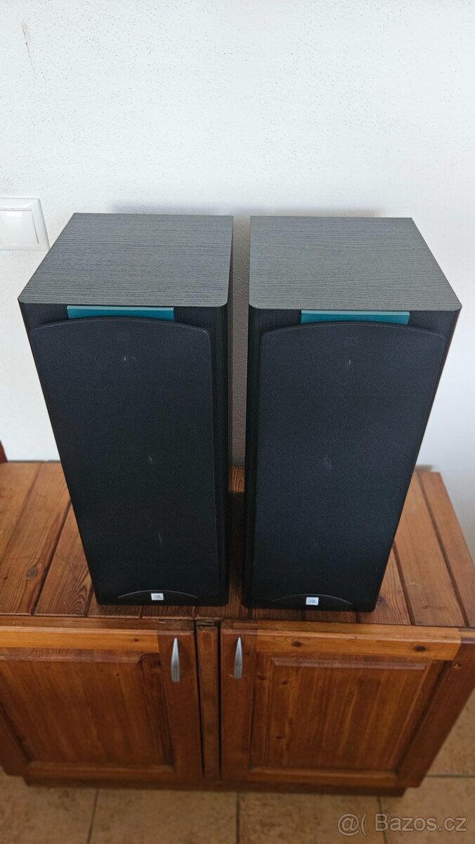 JBL LX3