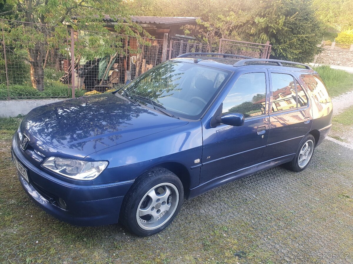 Peugeot 306