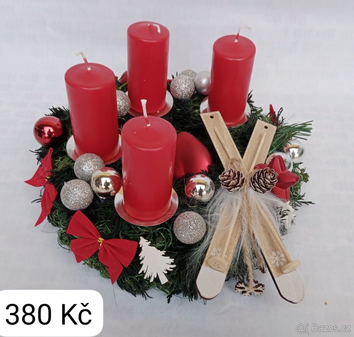 Prodám trvanlivý nový adventní věnec (s lyžema)