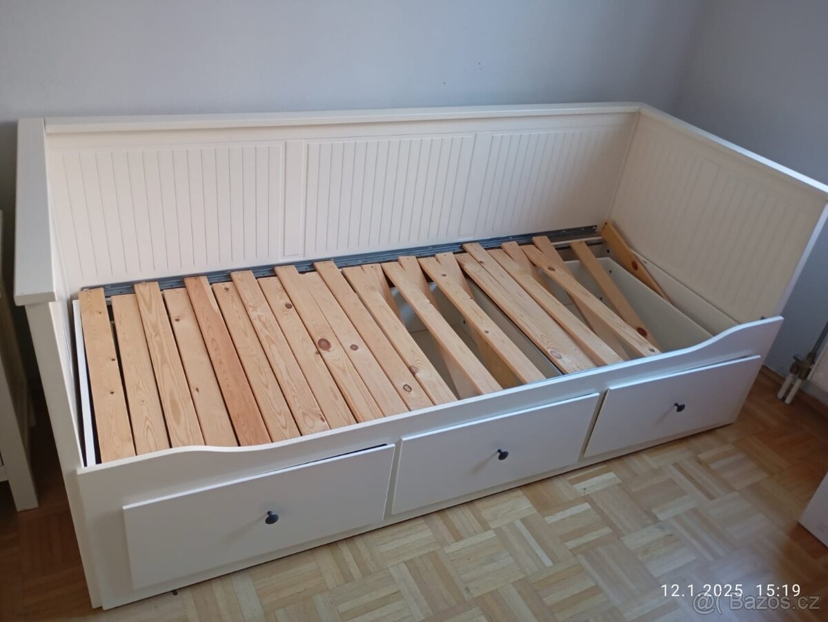 Postel IKEA hemnes