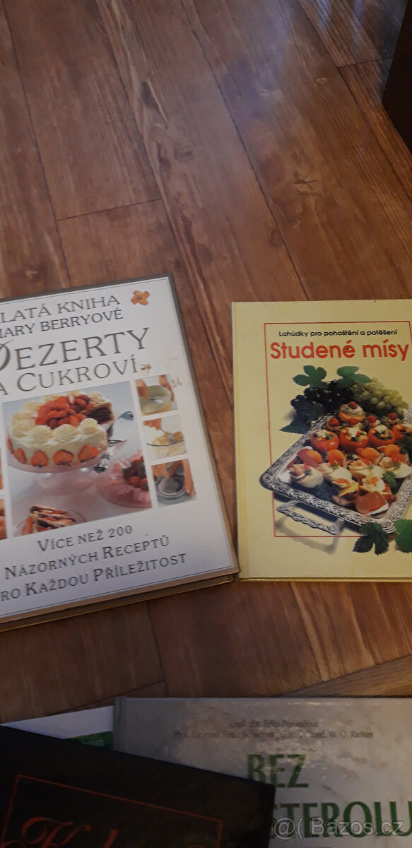 Dezerty a studené mísy