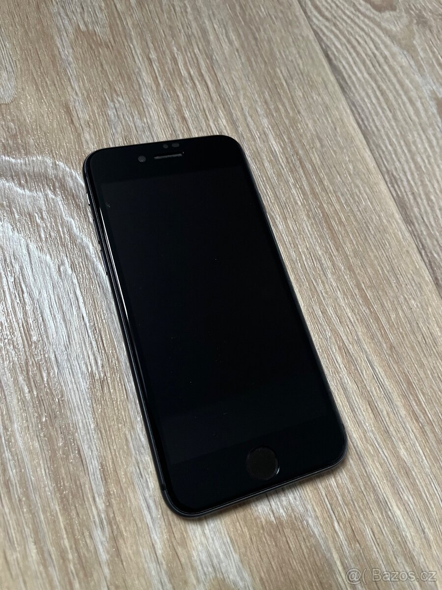 Apple iPhone 8 64GB Black