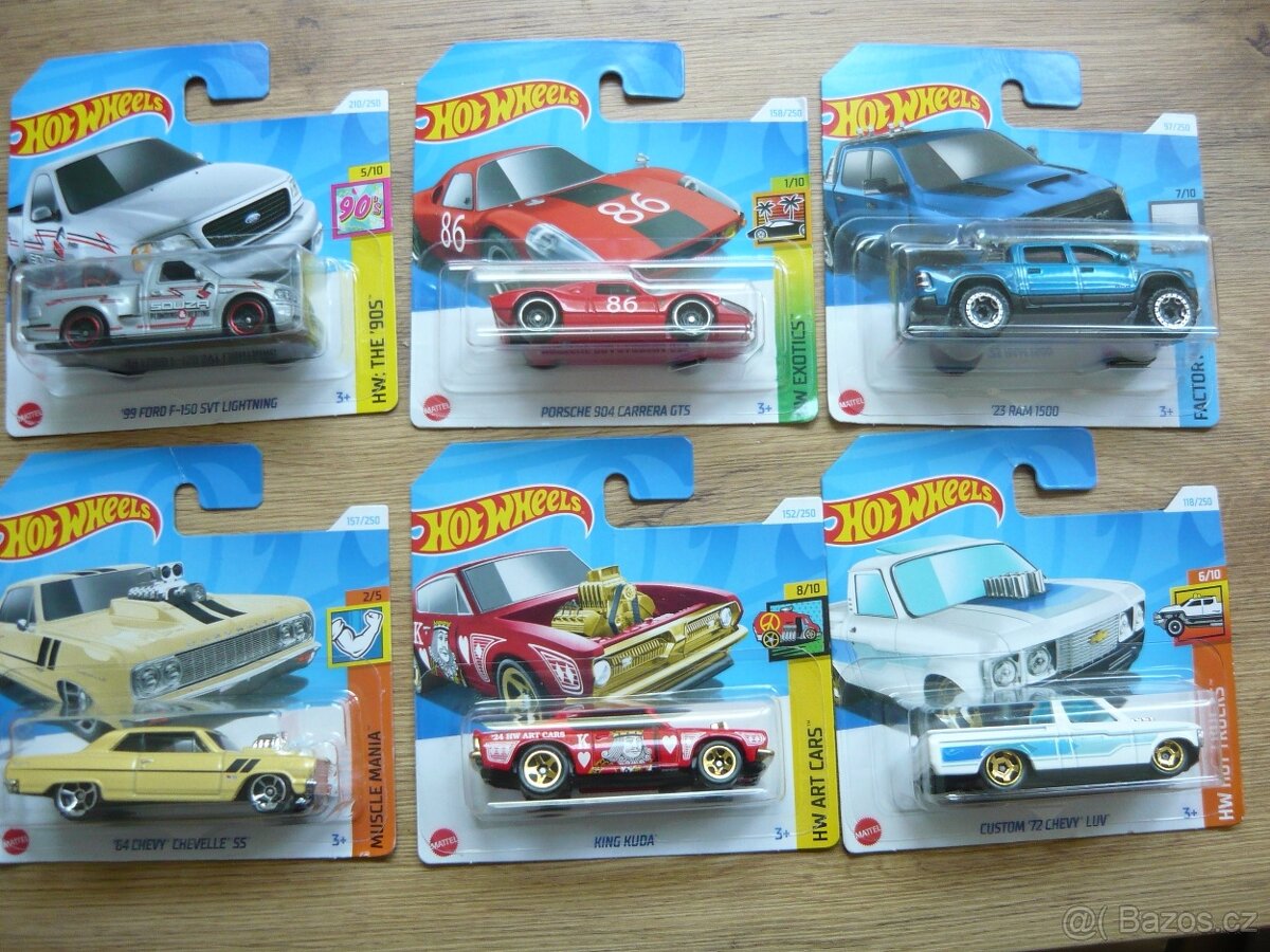 AUTÍČKA HOT WHEELS