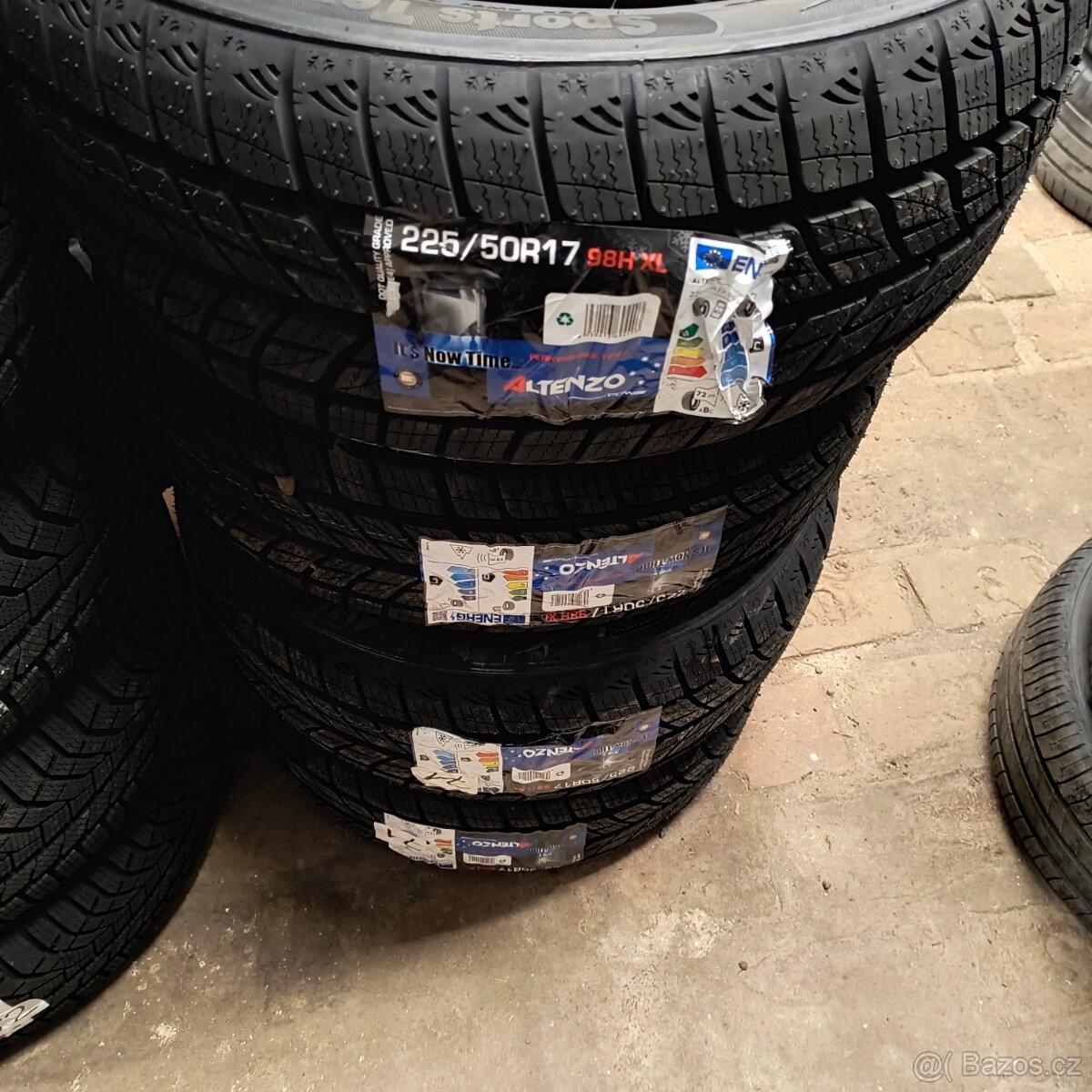 NOVÉ Zimní pneu 225/50 R17 98H XL Altenzo