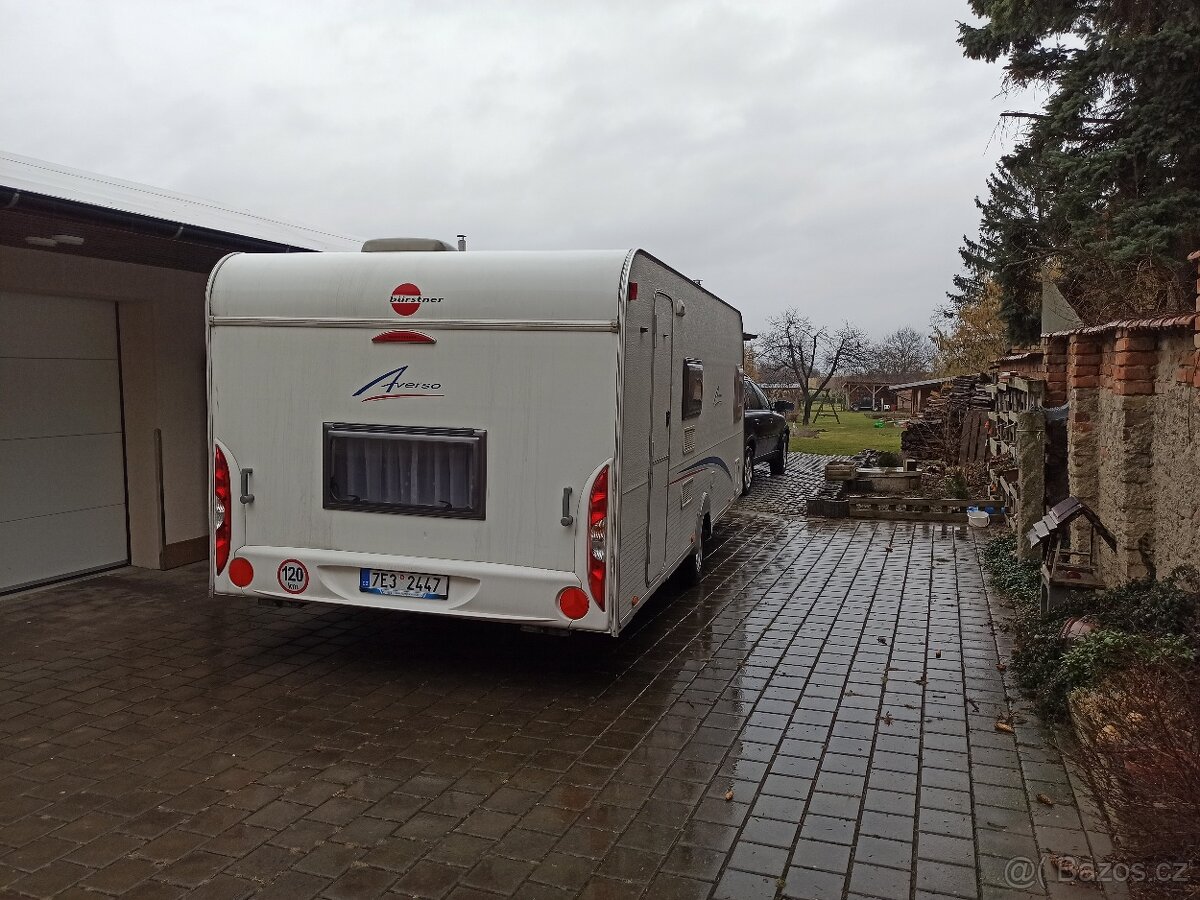 Karavan Bürstner Averso 5503 palandy