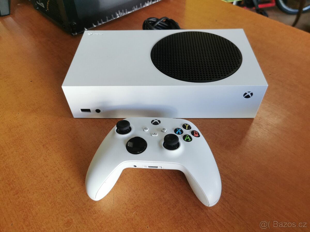 XBOX SERIES S 512GB SSD 4K HDR + 1x ovladač