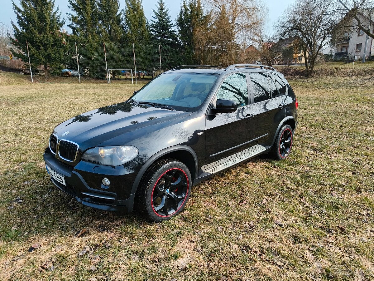 BMW X5 3.0d e70 SPORT PAKET. ČR,  2x sada kol. M57d