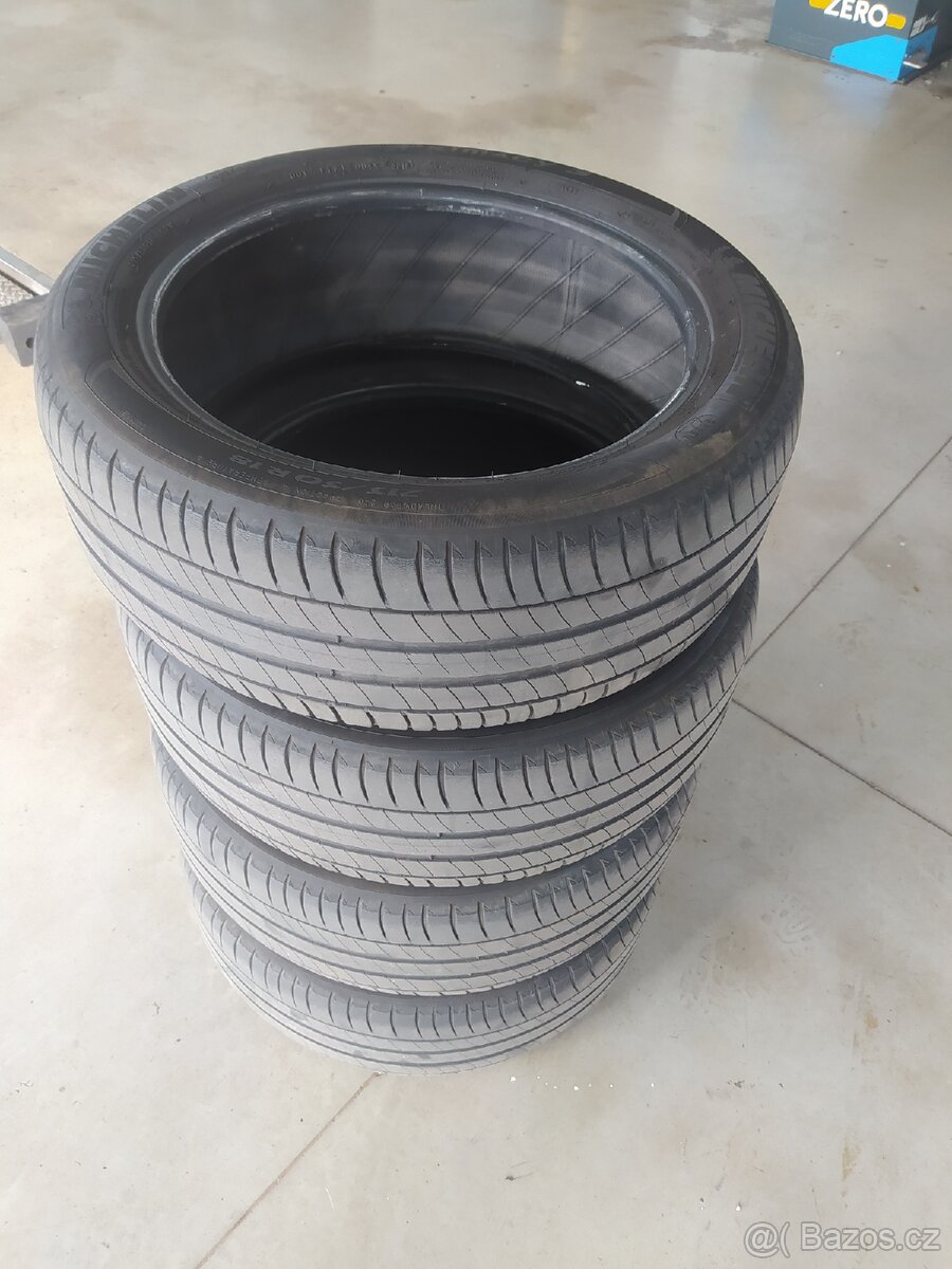 Letní pneu Michelin 215/50 R18 92W
