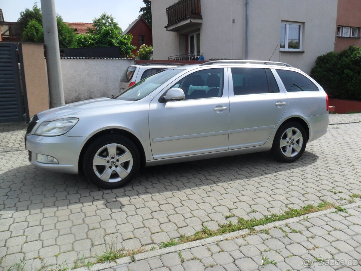 Škoda Octavia Combi 1,4 TSi AUT.KLIMA. NOVÉ ROZVODY.