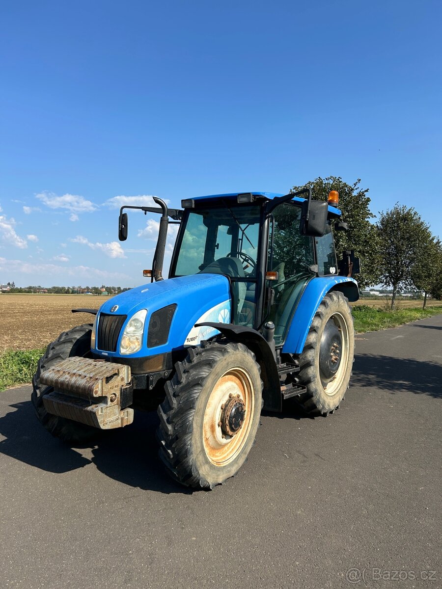 Traktor New Holland TL100A - rok 2007