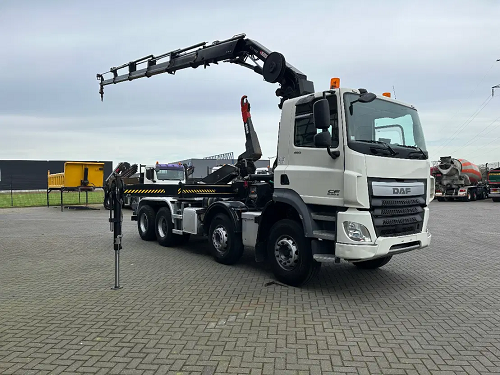 DAF CF460 8x4 - nosič kontejnerů s hydraulickou rukou