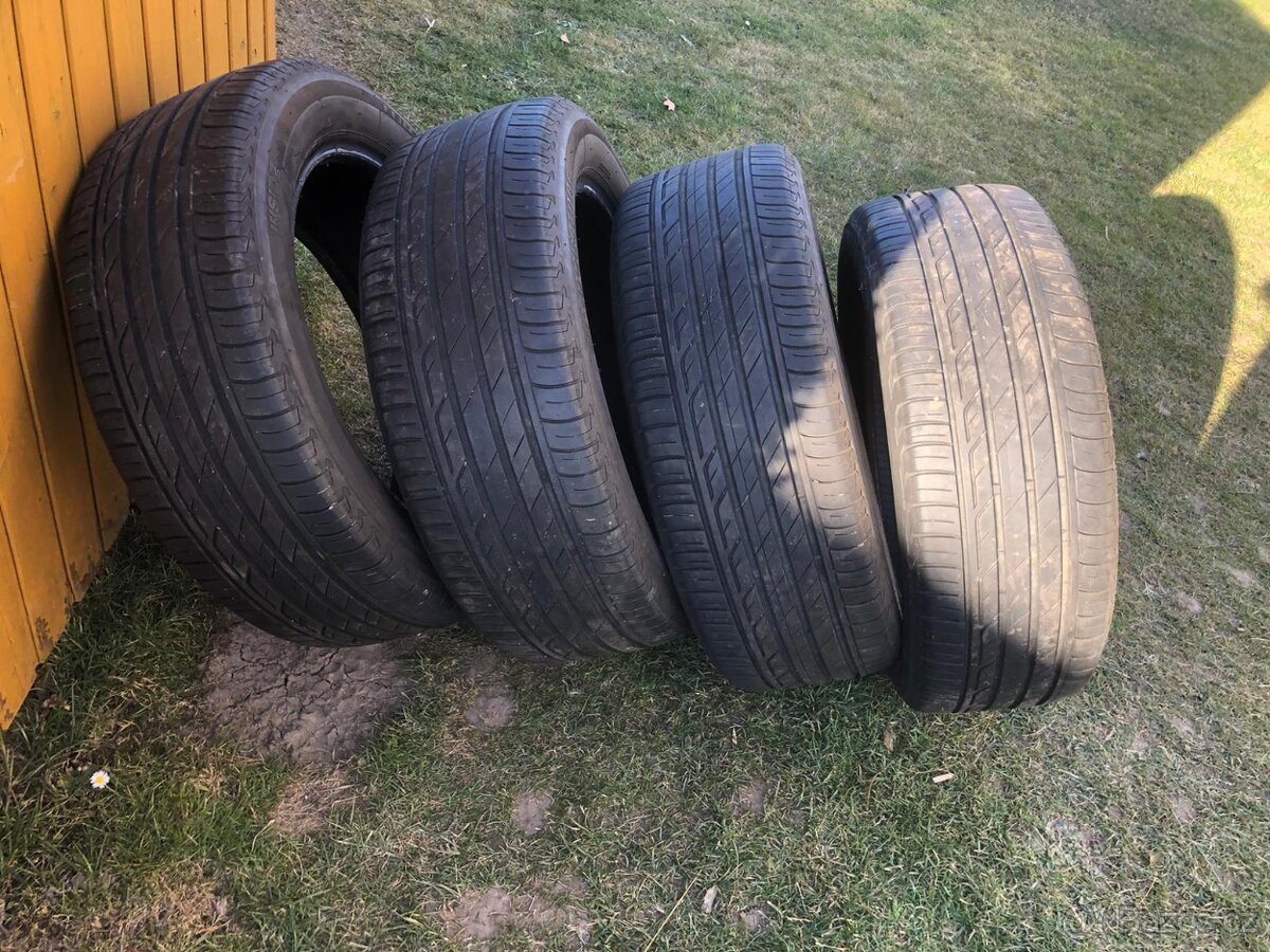 215/55 R17 94 V, Letní, Bridgestone Turanza T001..