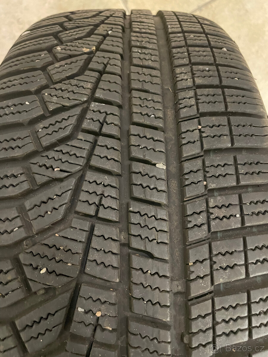 Zimní pneumatiky  205/55 R17 91H Hankook Winter Icept