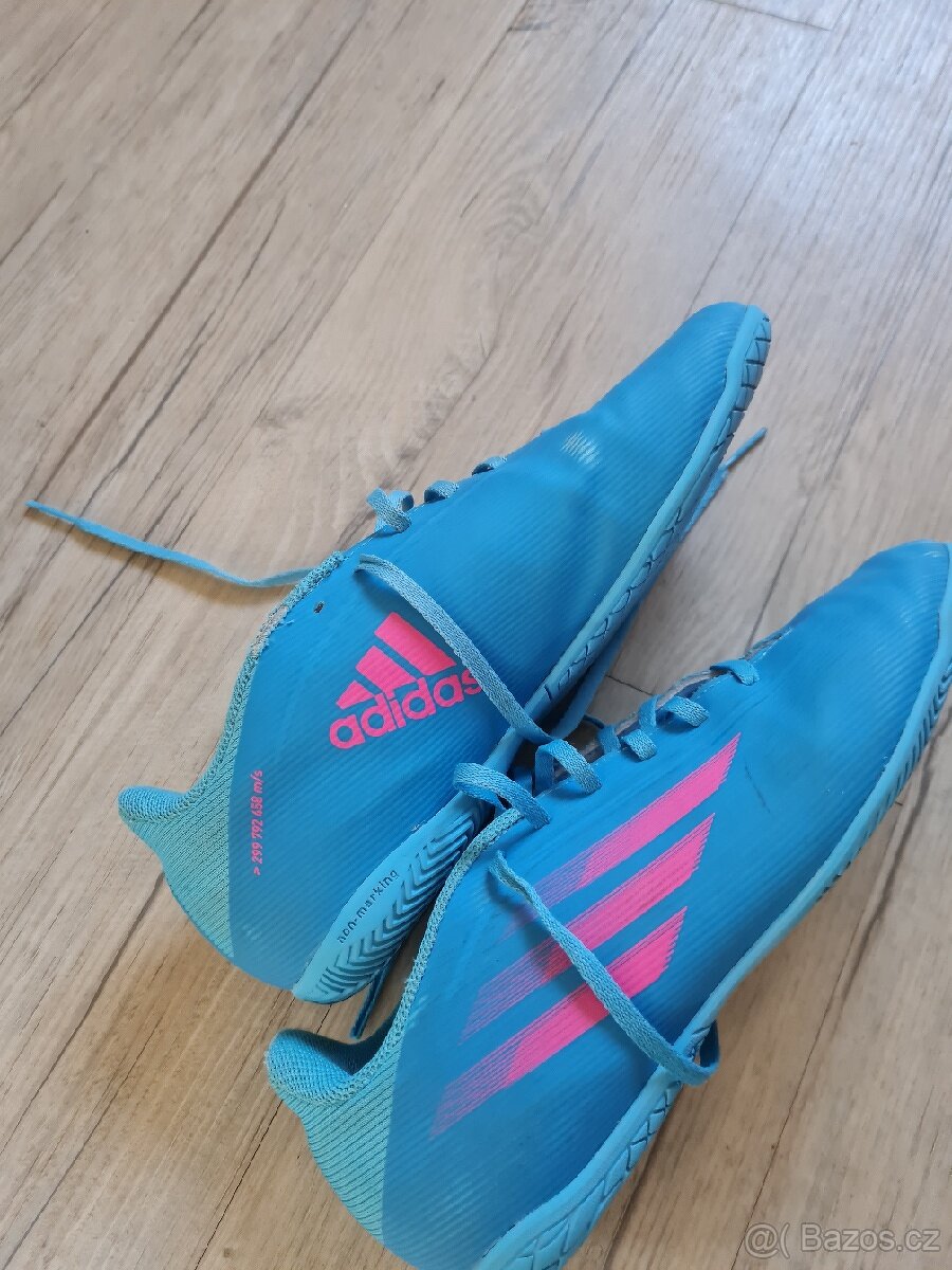 Sálovky Adidas, vel.42